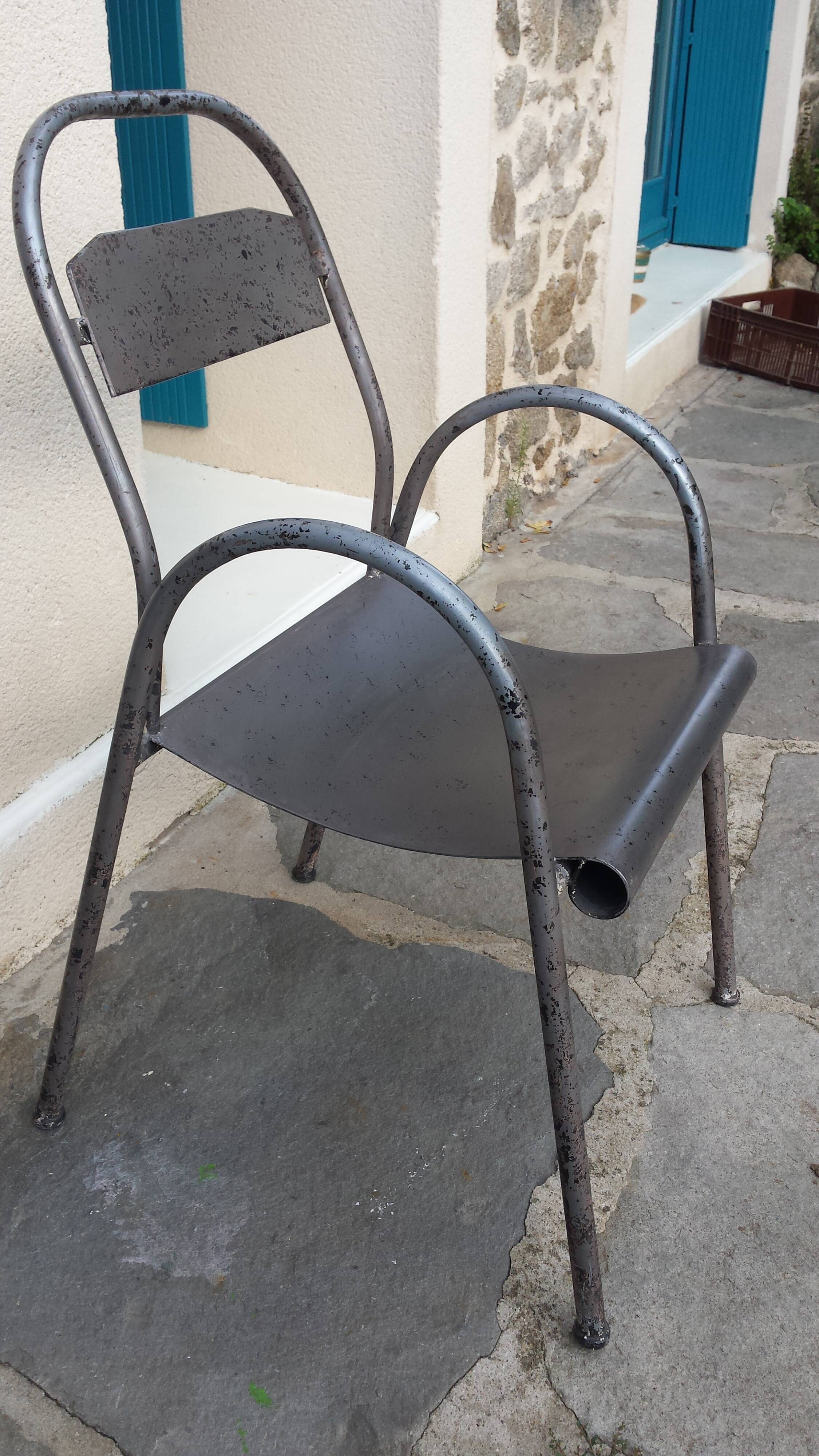 Metal armchair