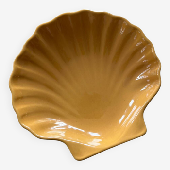 Yellow ceramic scallop dish