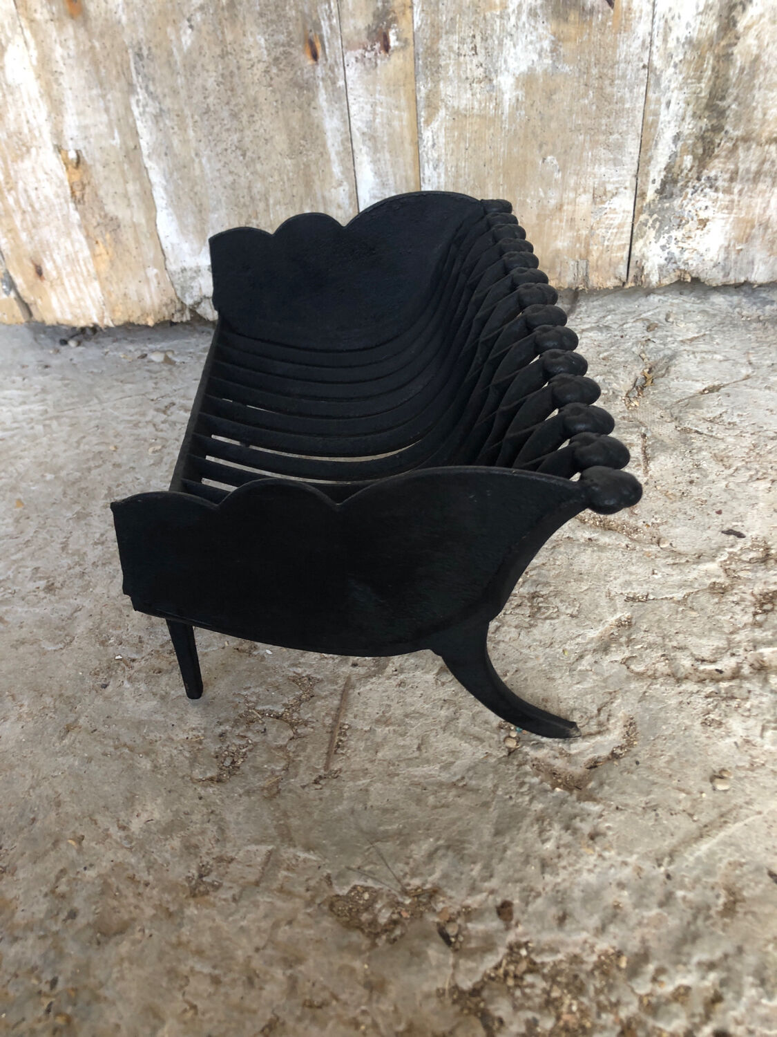 Old fireplace fireplace vintage cast iron