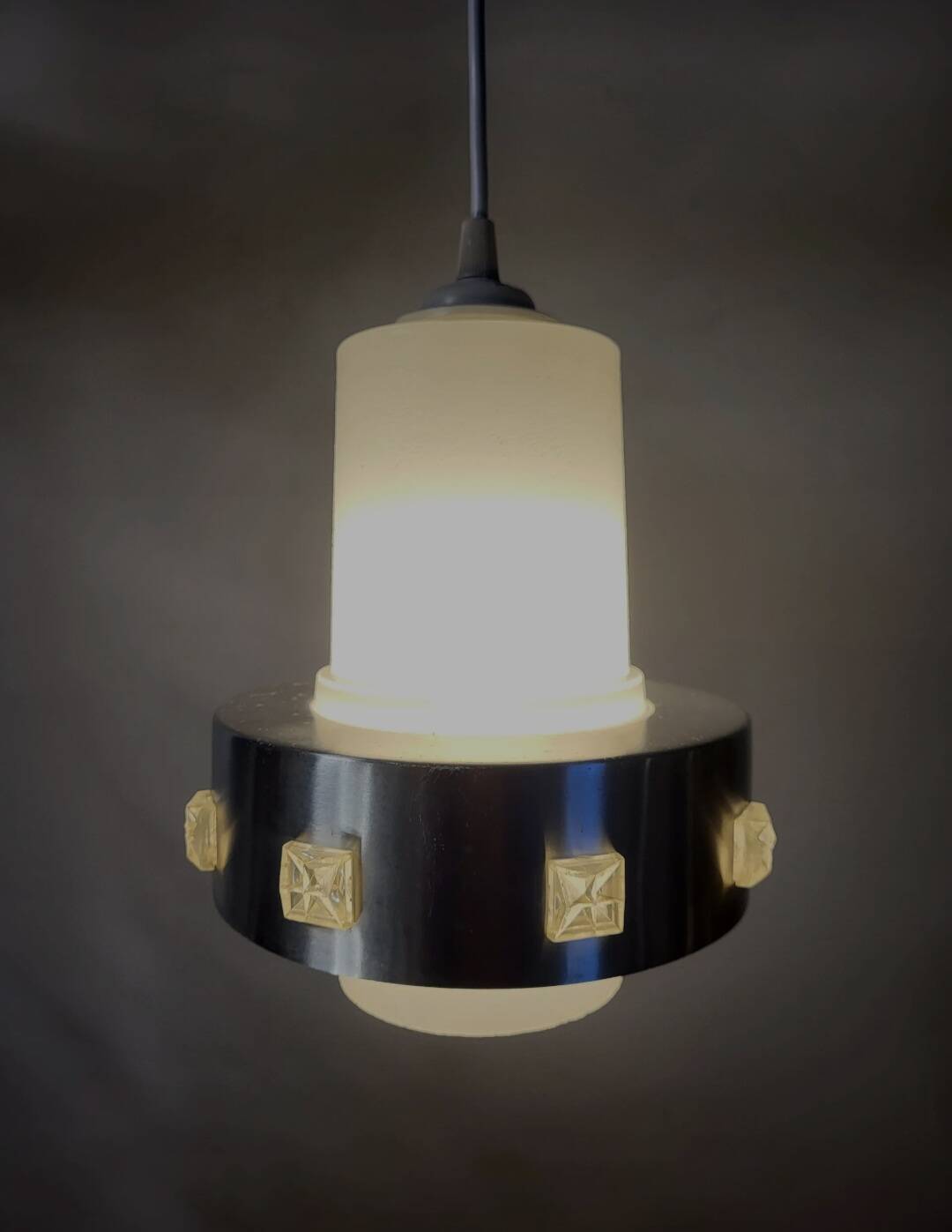 Space age hanglamp, chromé en mat glas, jaren 1960-1970