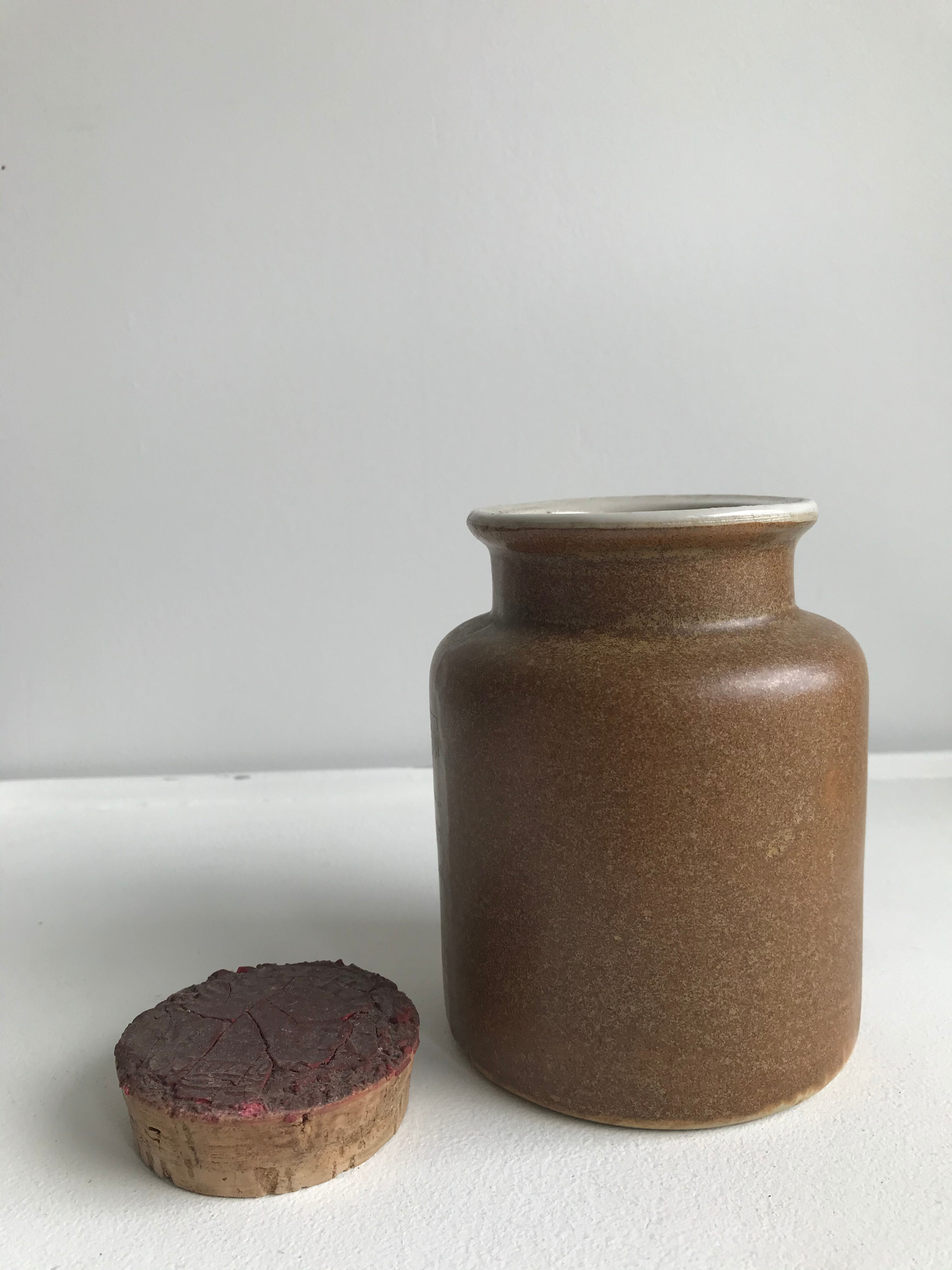 Sandstone pot