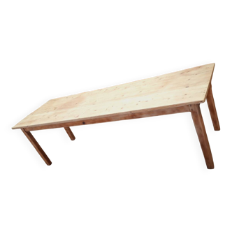 Farmhouse table