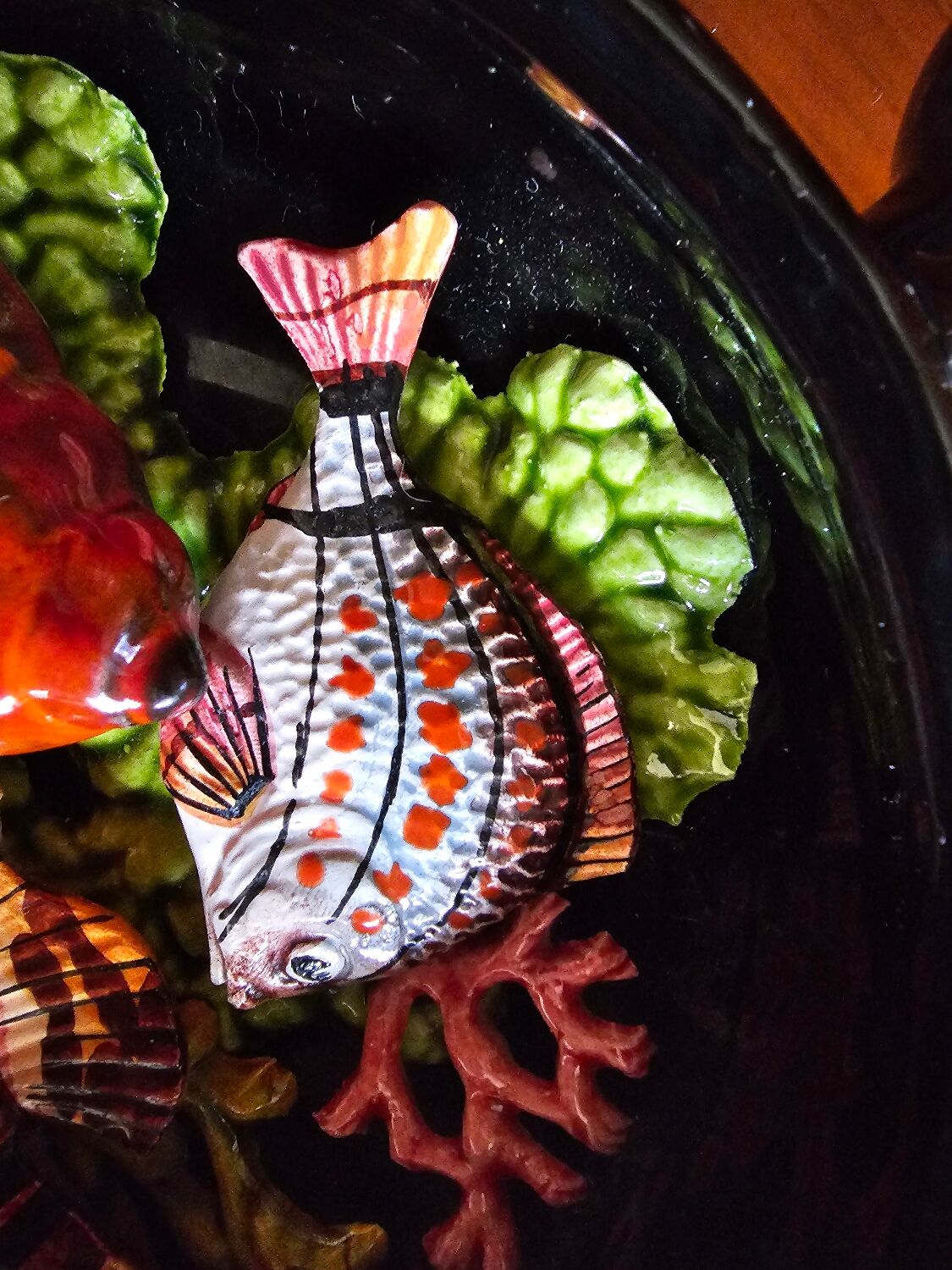 Vallauris pan in majolica slip