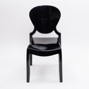 Ensemble de 4 chaises noires design Queen de Claudio Dondoli et Marco Pocci