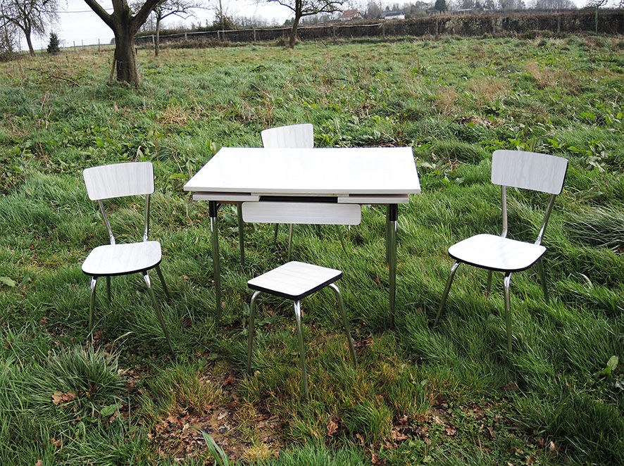 Old Formica Table & 3 Matching Seats