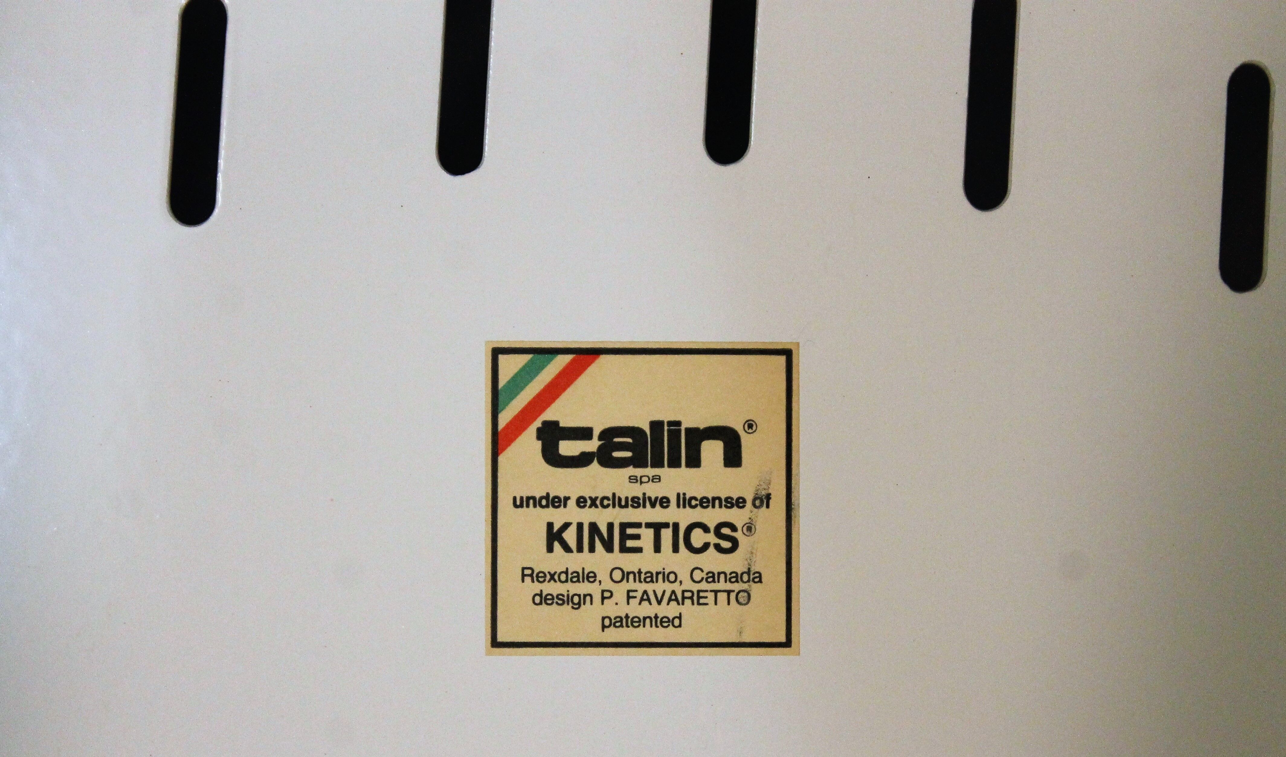 "Dallas" Favaretto Chairs 1975