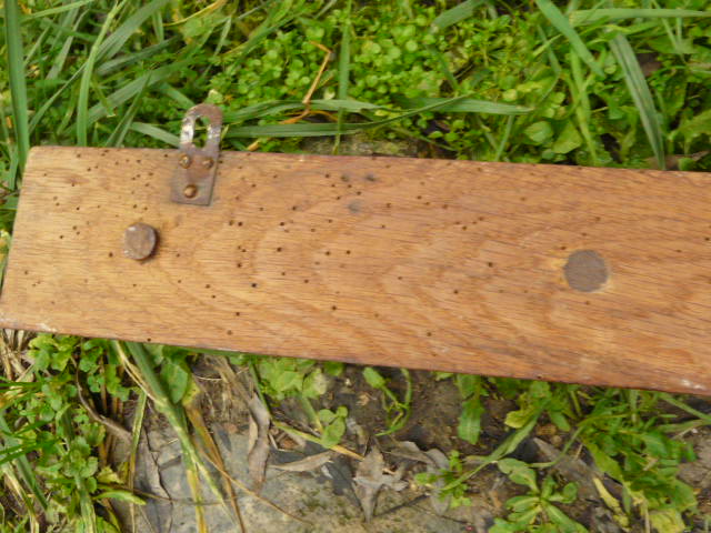 Coatrack wood 6 hooks industrial or school