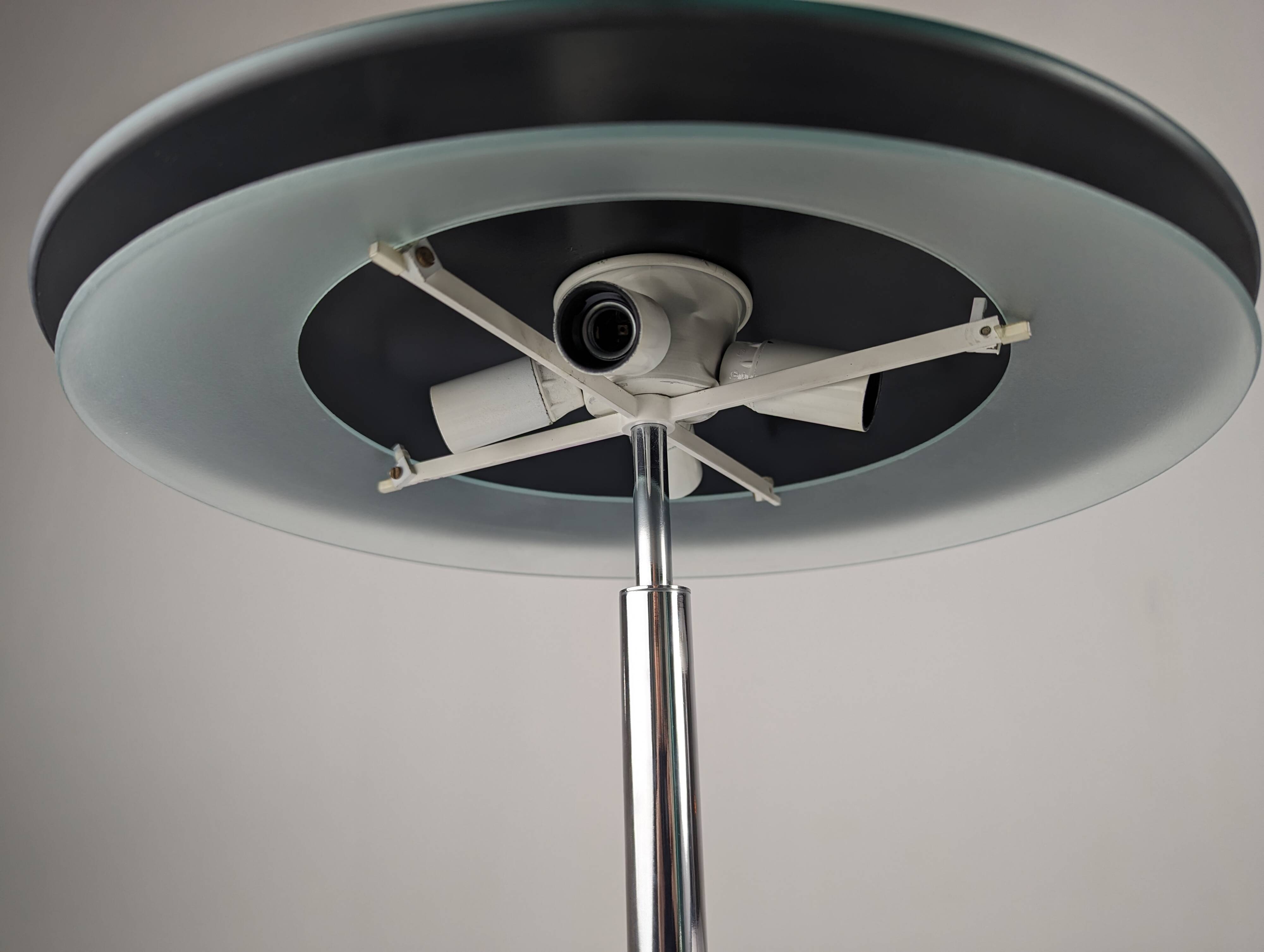 Bis table lamp by Fontana Arte