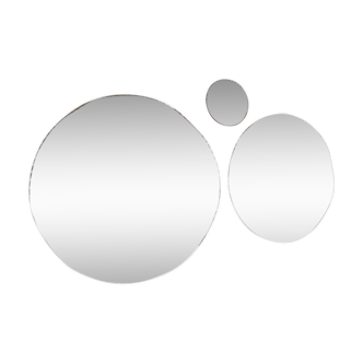 Round mirrors