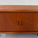 Dyrlund barcloset hairpin cabinet