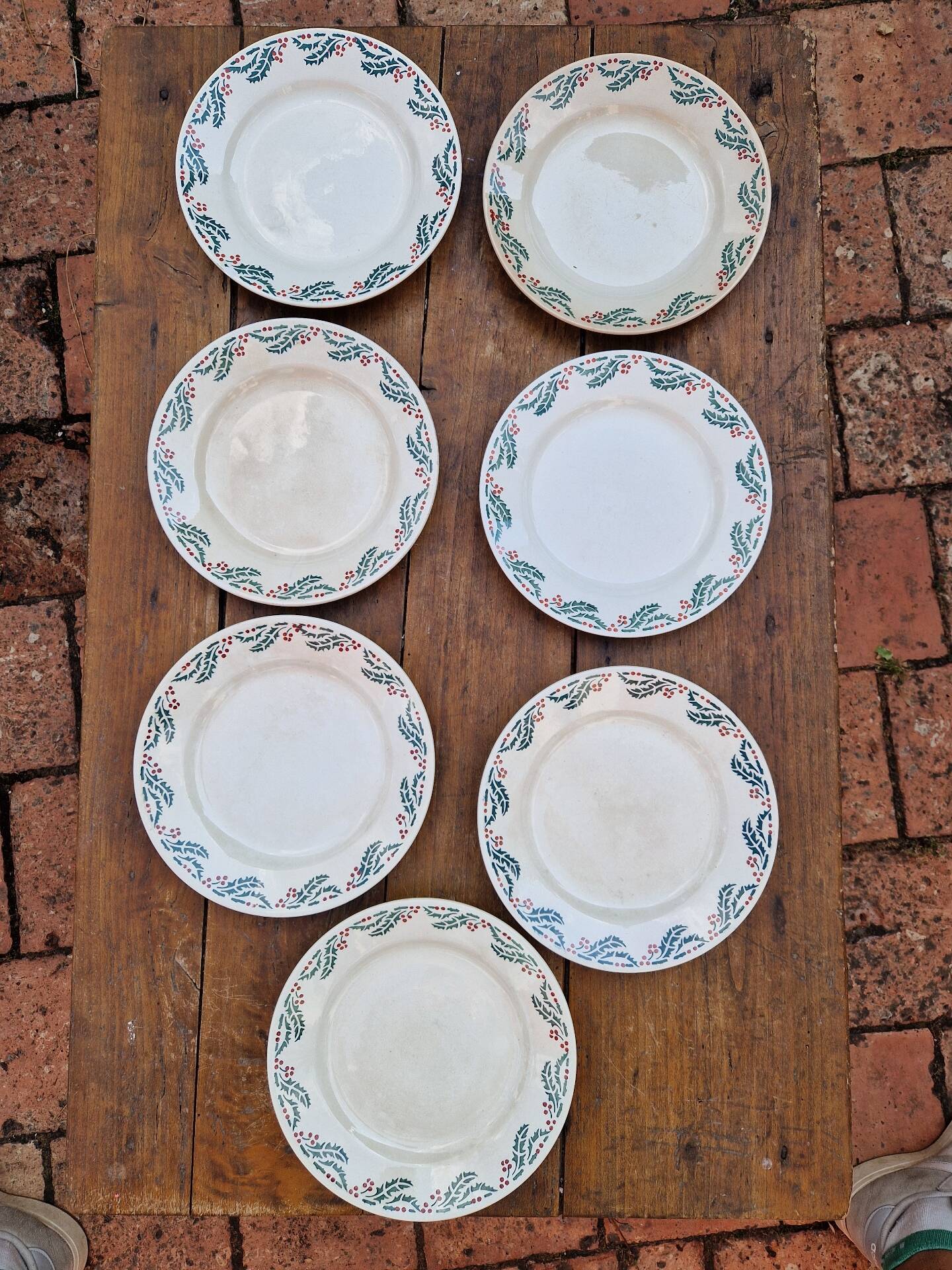 Lot De 7 Assiettes Plates Modèle Houx HB