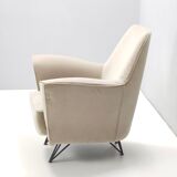 Vintage ivory fabric armchair, Italy