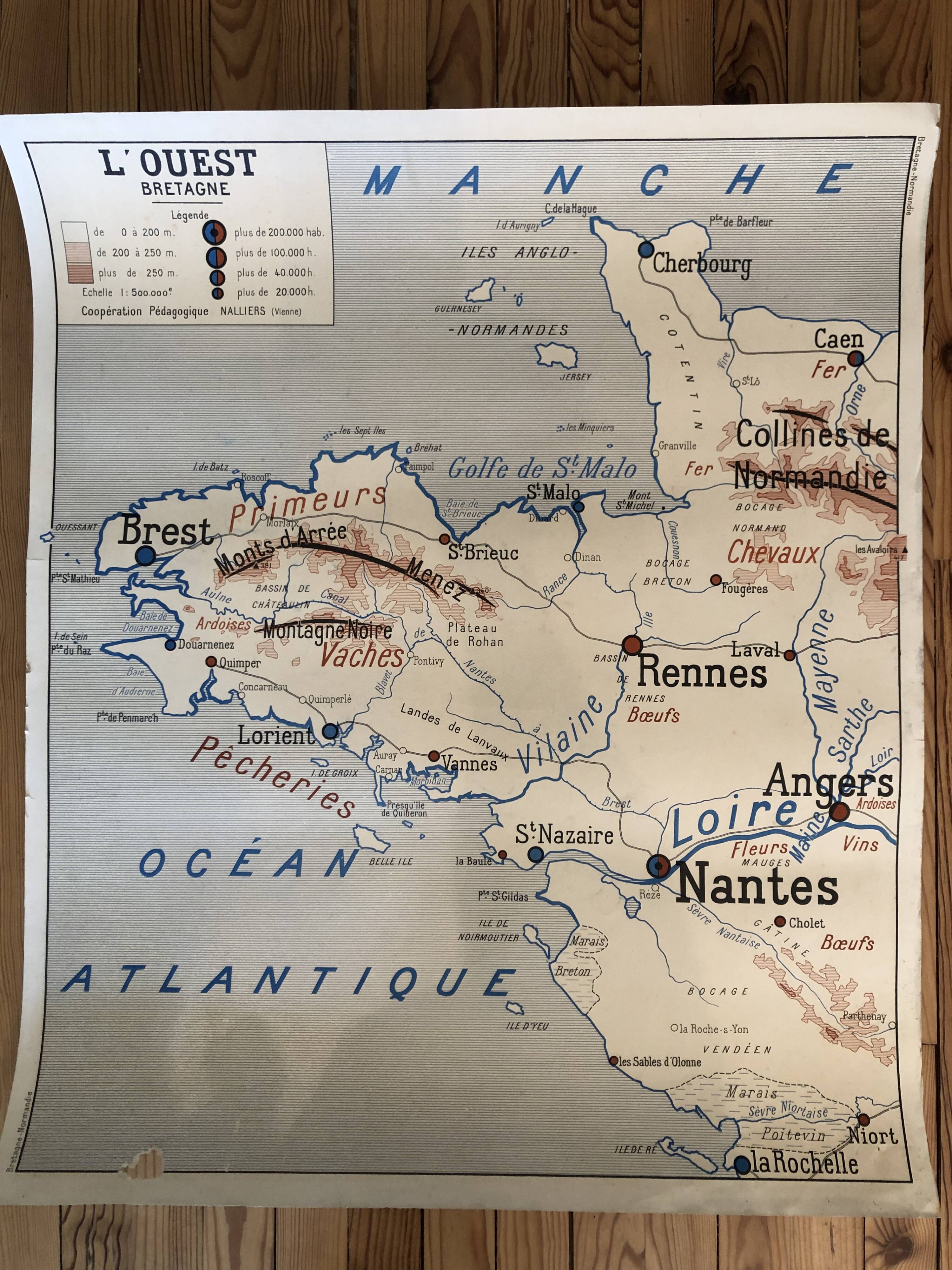 School poster West Paris/West Brittany