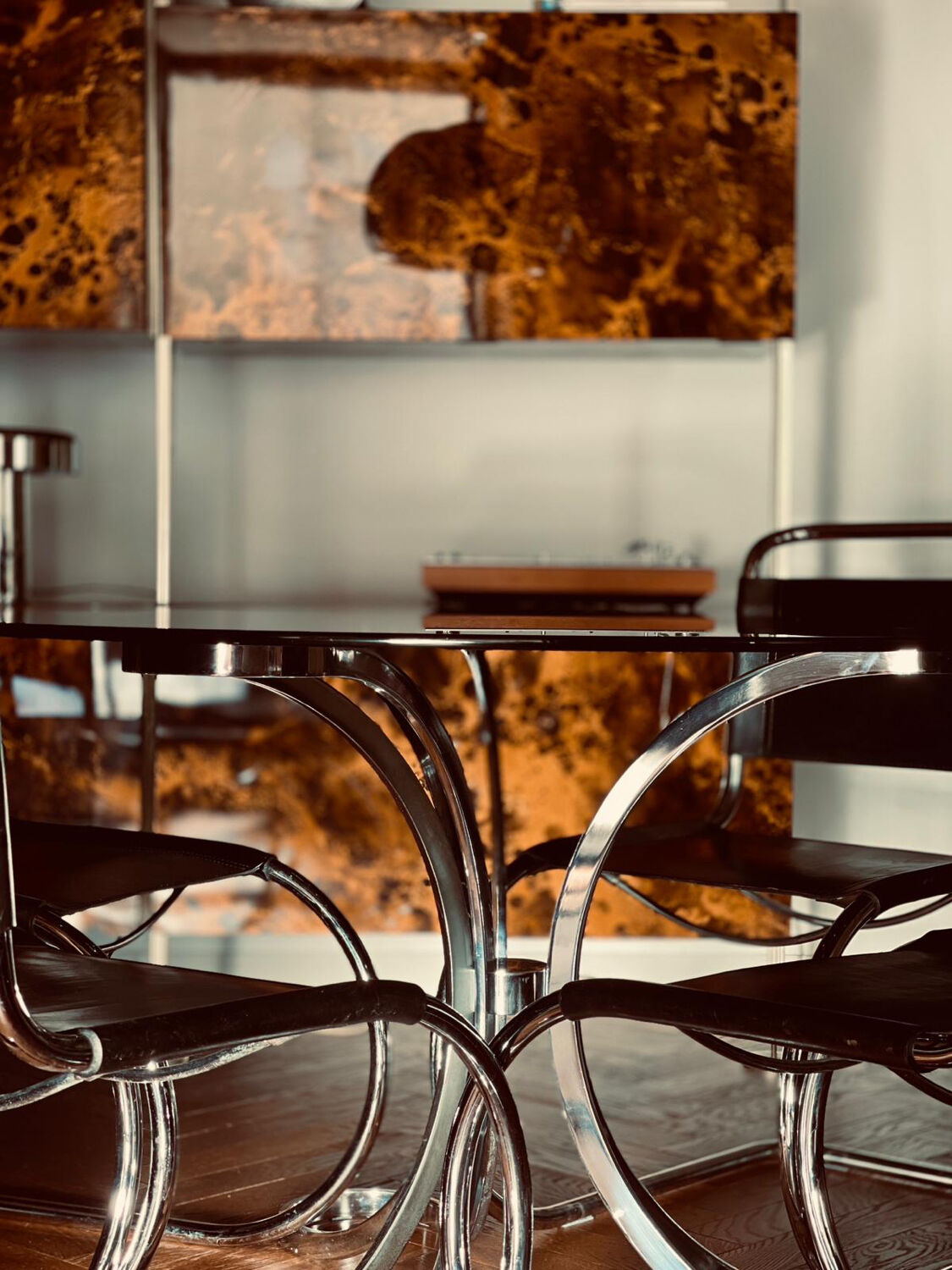 Vintage Italian design dining table from the 1970s.