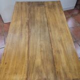 Old coffee table 125/77cms