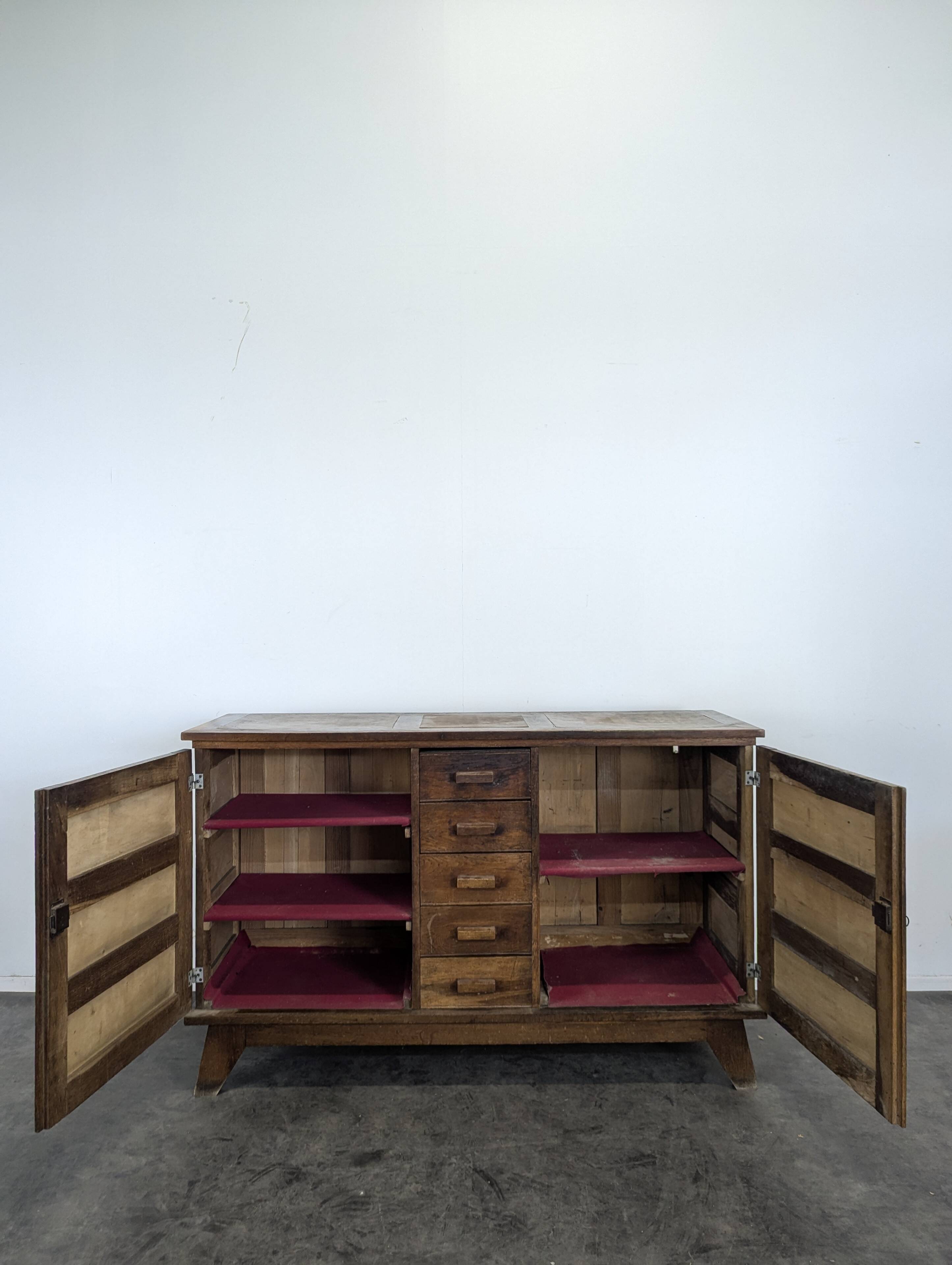 Buffet epoque reconstruction de René Gabriel