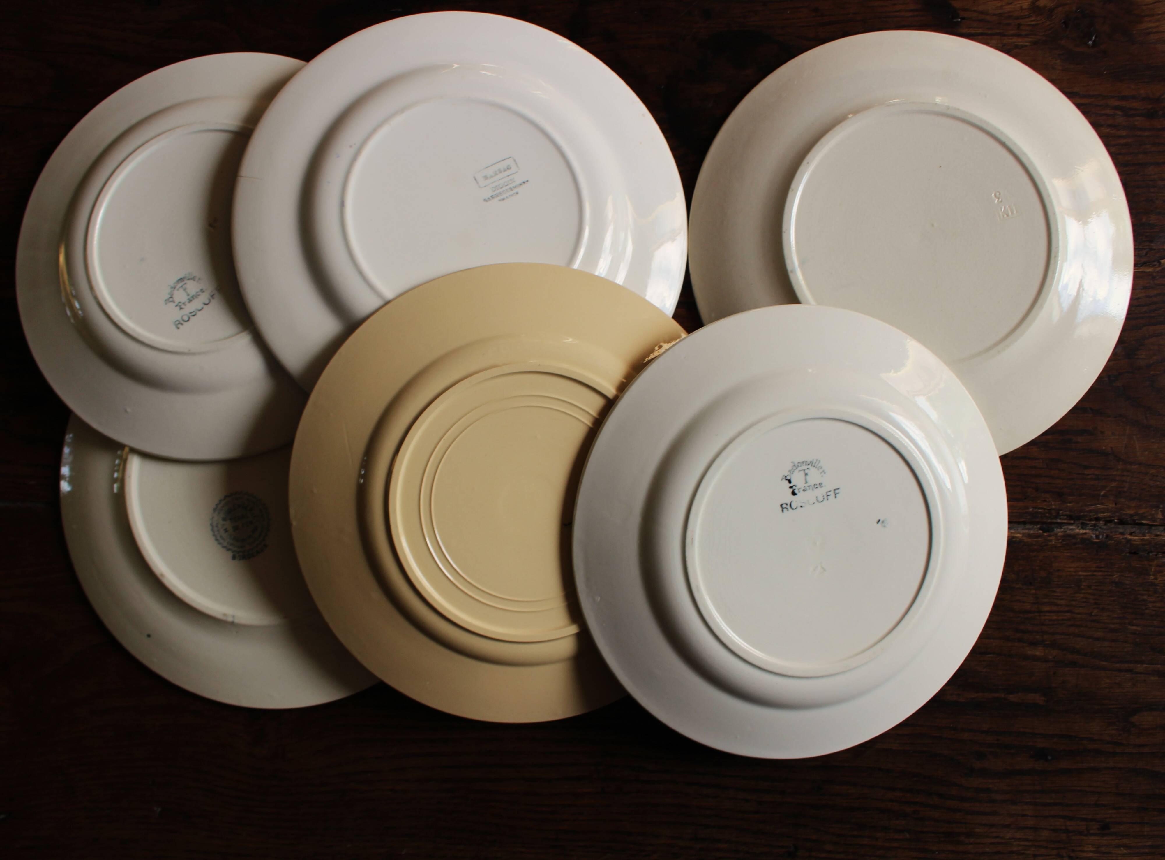 Set of 6 mismatched flat plates Terre de Fer Digoin Badonviller