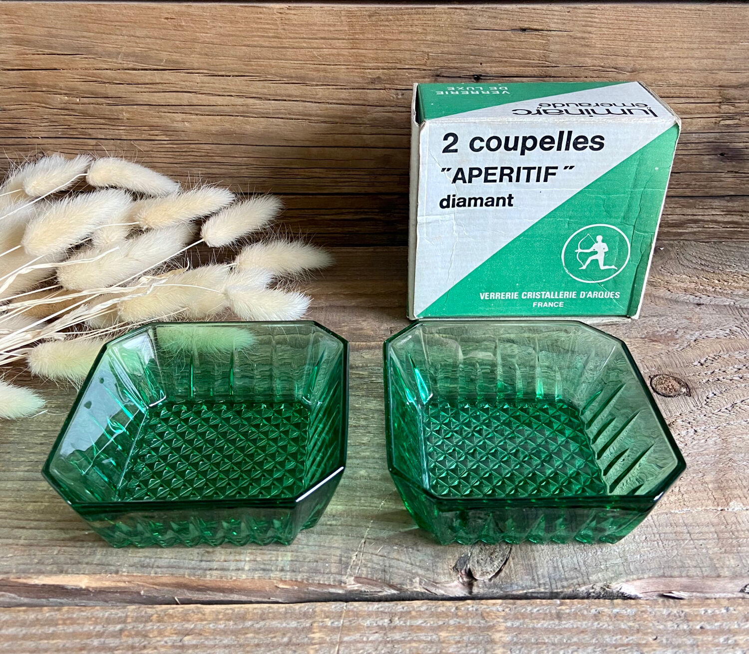 2 vintage emerald Luminarc bowls