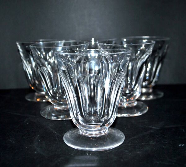 Lot de 6 verres à vin gobelet en cristal taillé à côtes plates Saint-Louis? proche Talleyrand 8.5cm