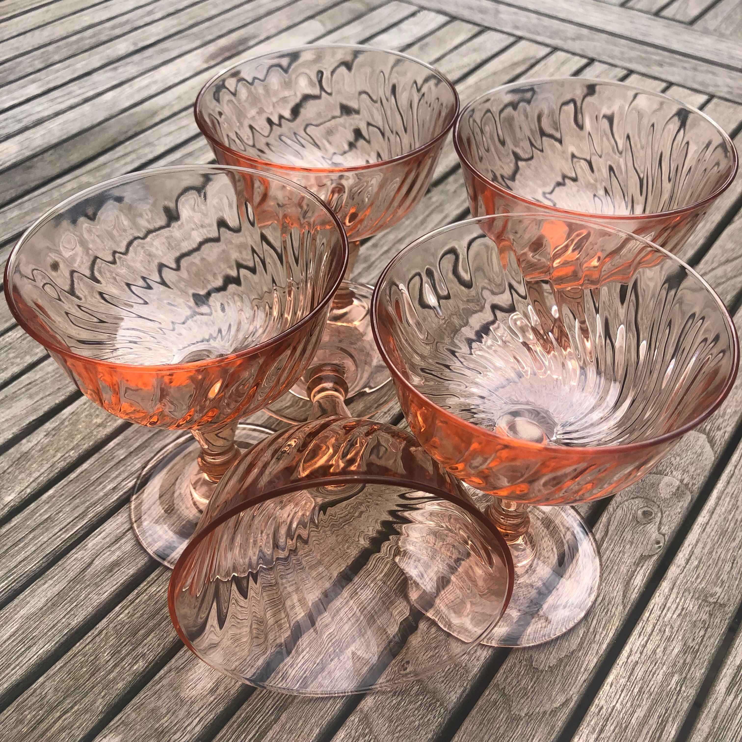 Champagne or cocktail glass Luminarc model Rosaline