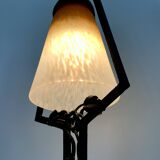 Charles SCHNEIDER art nouveau desk lamp, in glass with signature and hammered metal