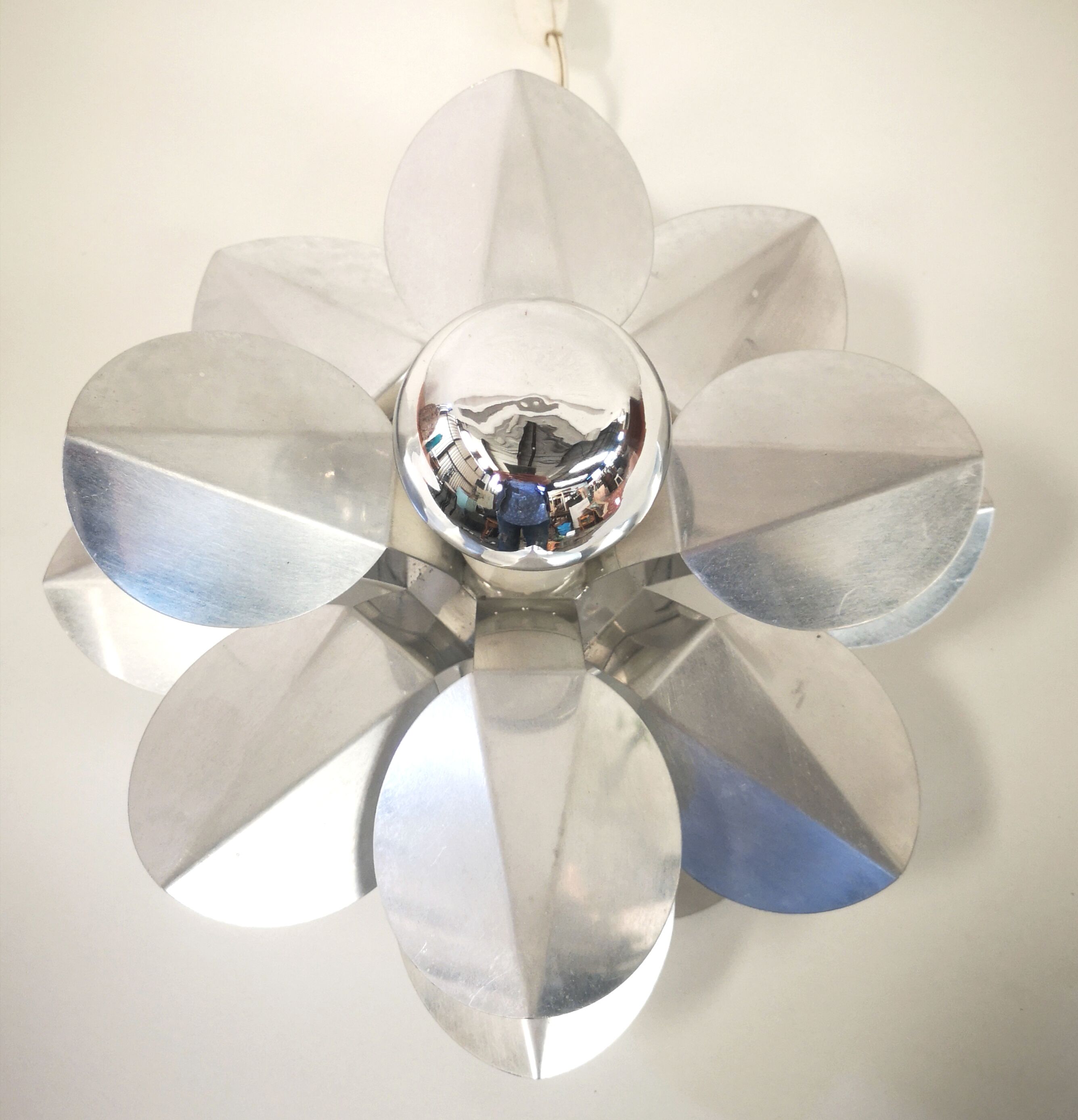 Vintage chromed flower lamp