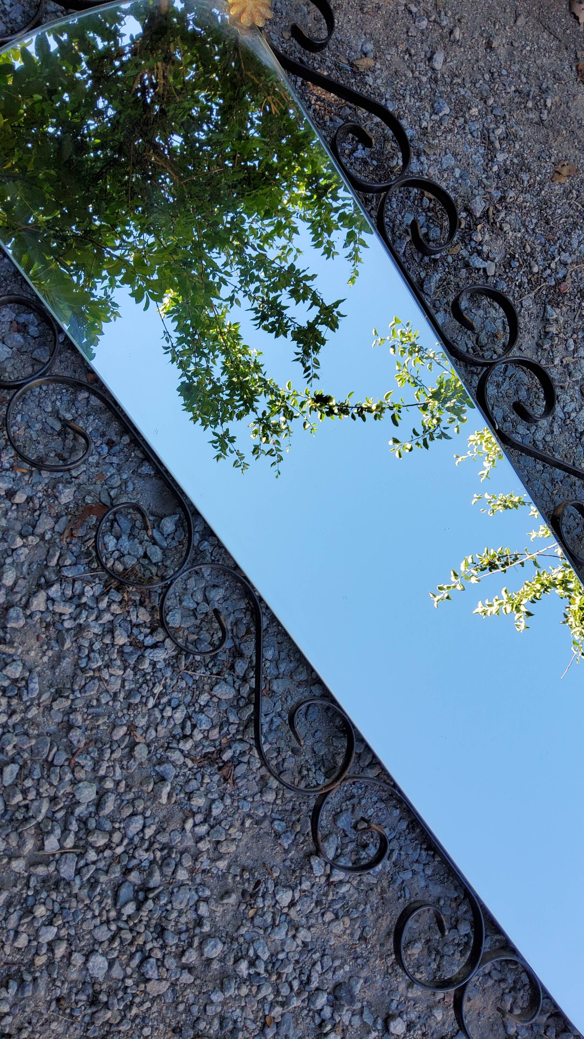 Mirror mirror of the 60s metal black and gold