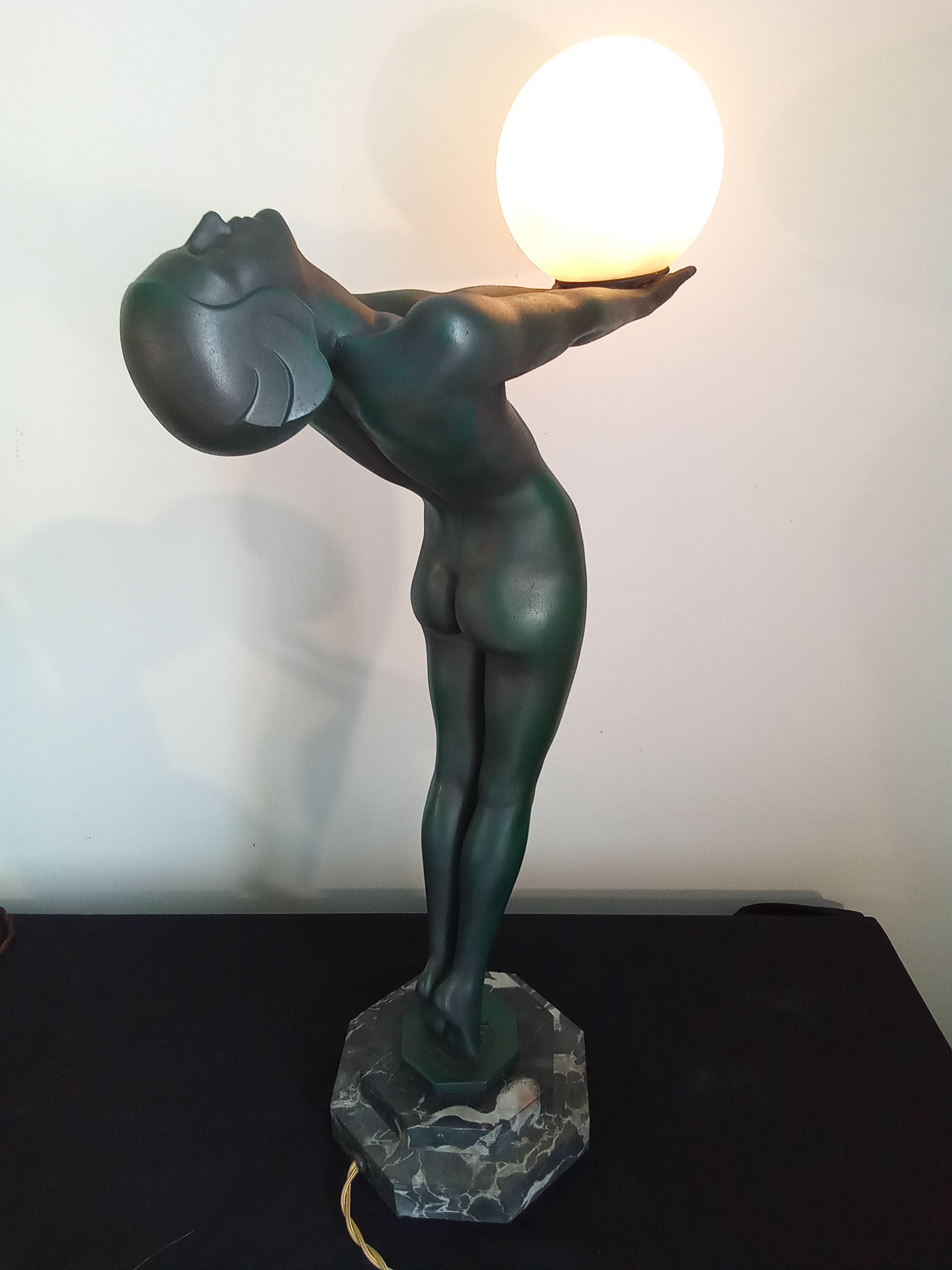 Max Le Verrier Large Art Deco lamp model "Lumina" 64 CM
