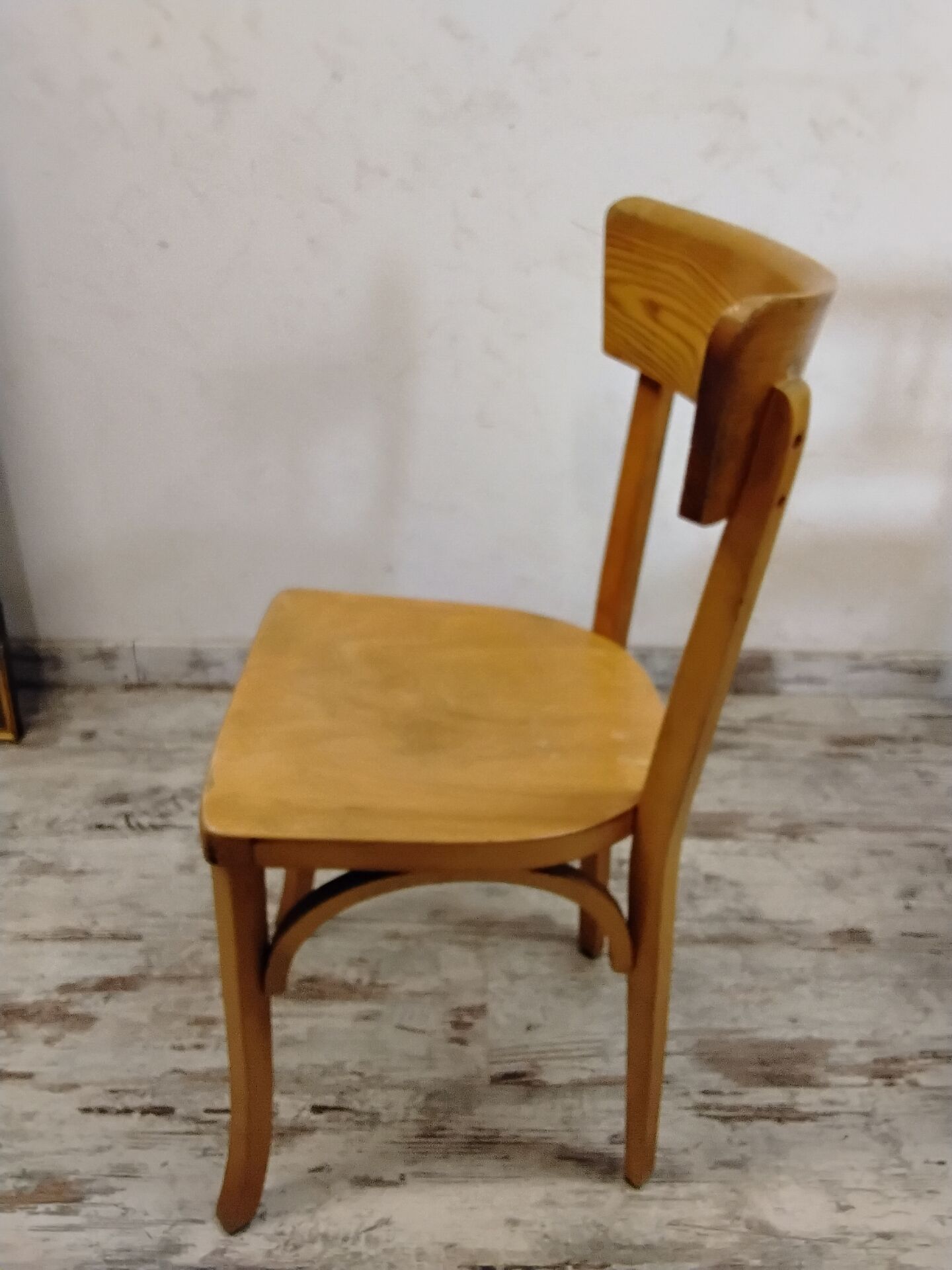 Set of 5 mismatched chairs in Baumann style
