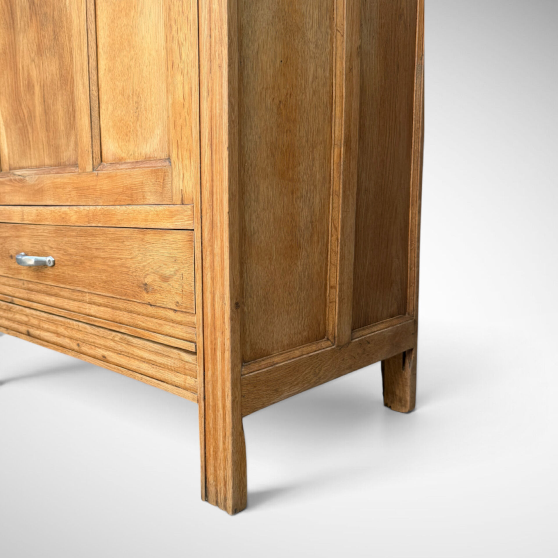Parisian Art Deco wardrobe in raw oak, renovated.