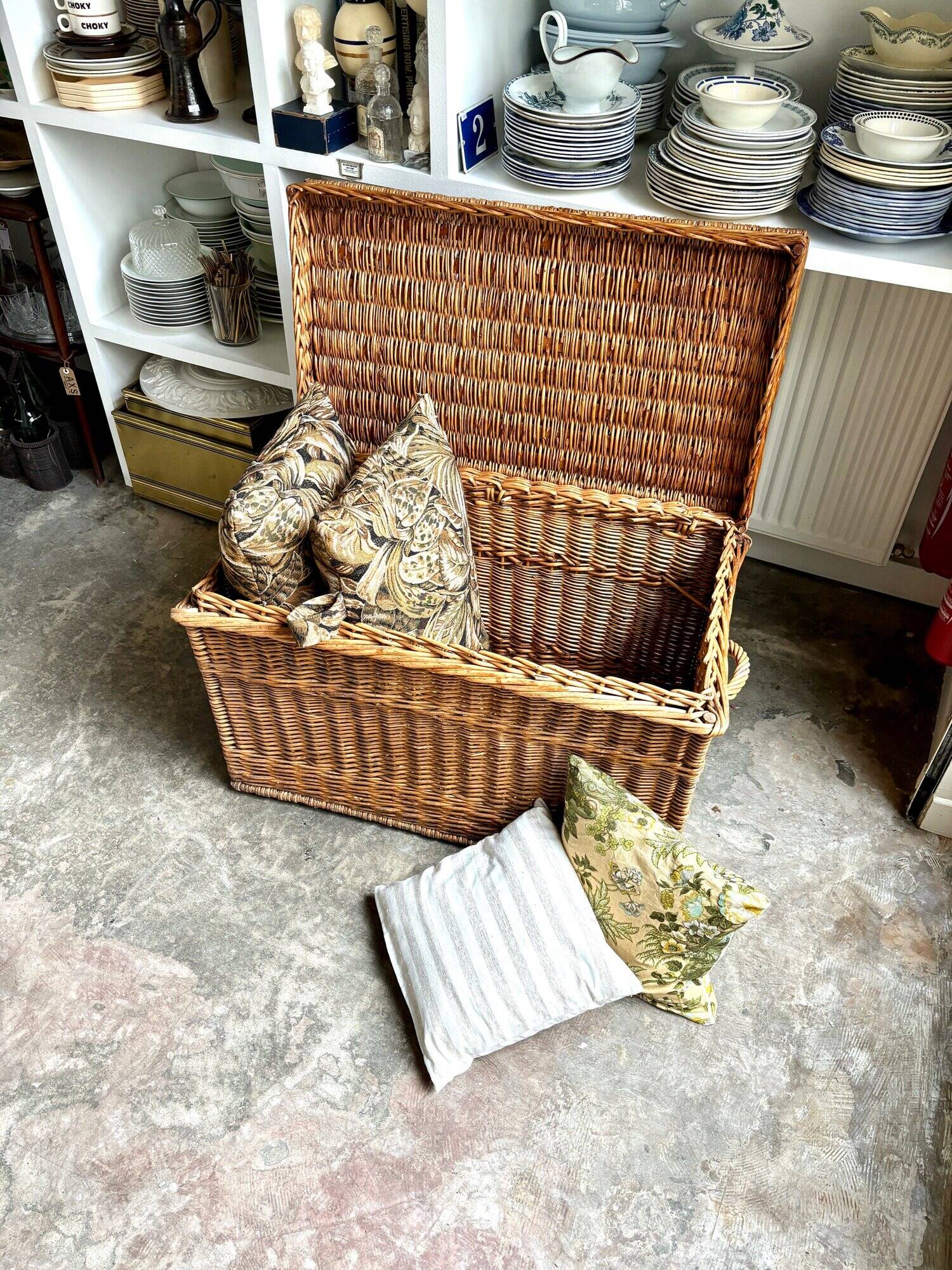 Trunk, woven wicker chest