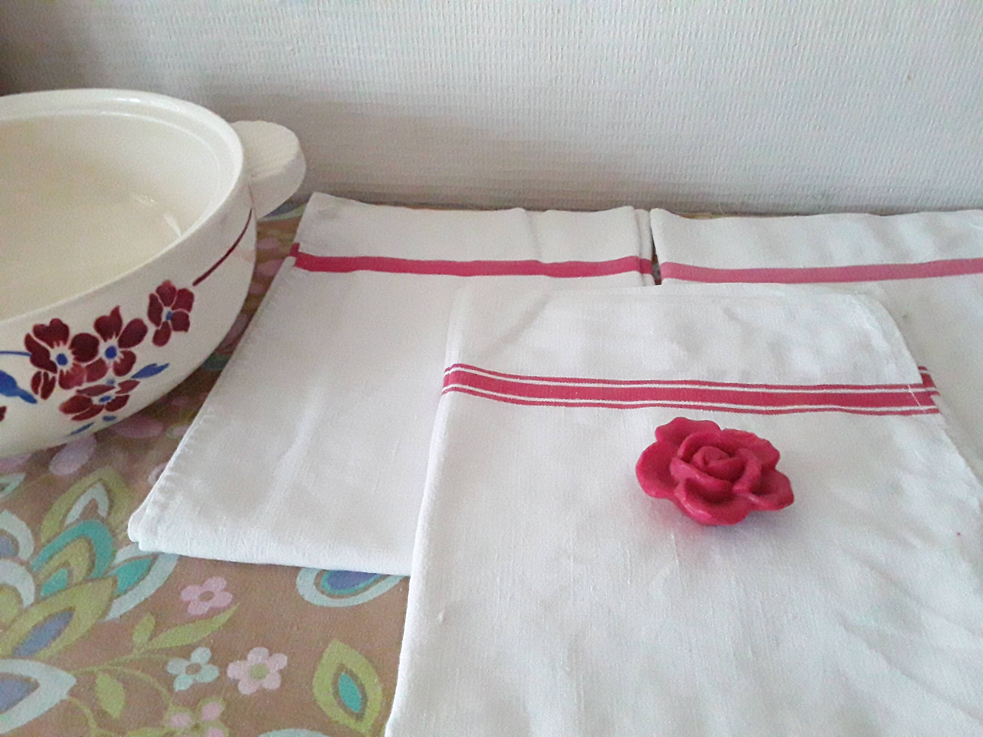 3 old mixed-breed tea towels