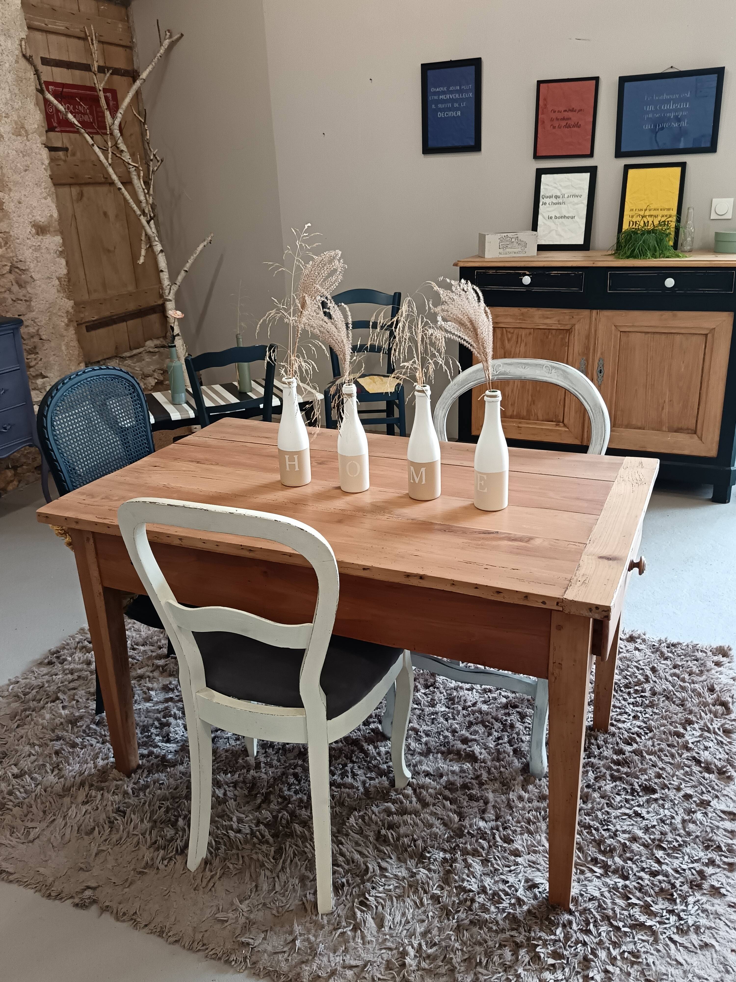 Beautiful farmhouse table - desk