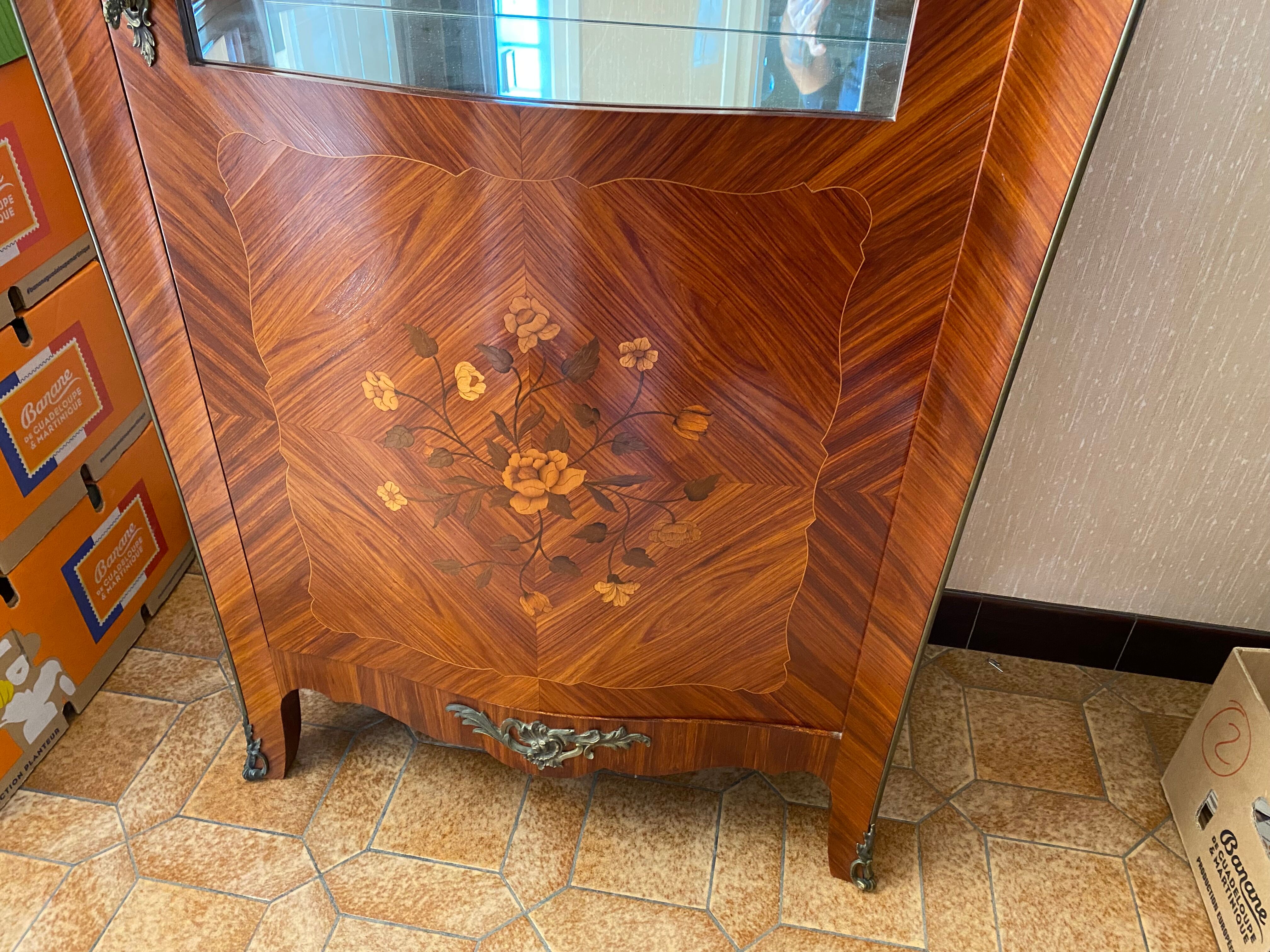 Silversmith showcase Louis XV style marquetry rosewood top marble