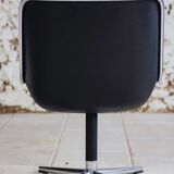 Black leather office chair by Charles Pollock for Knoll