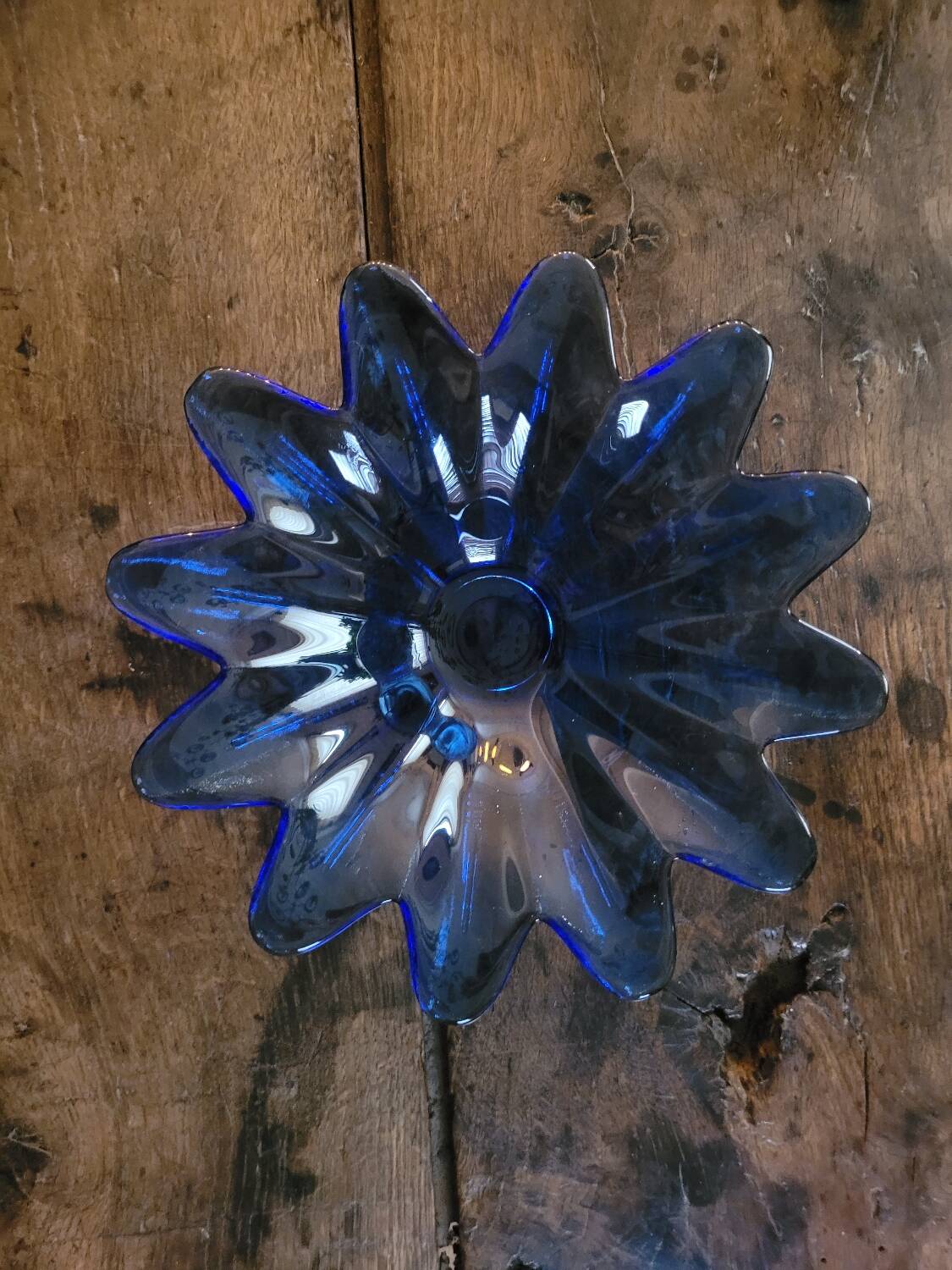 Cup, storage compartment