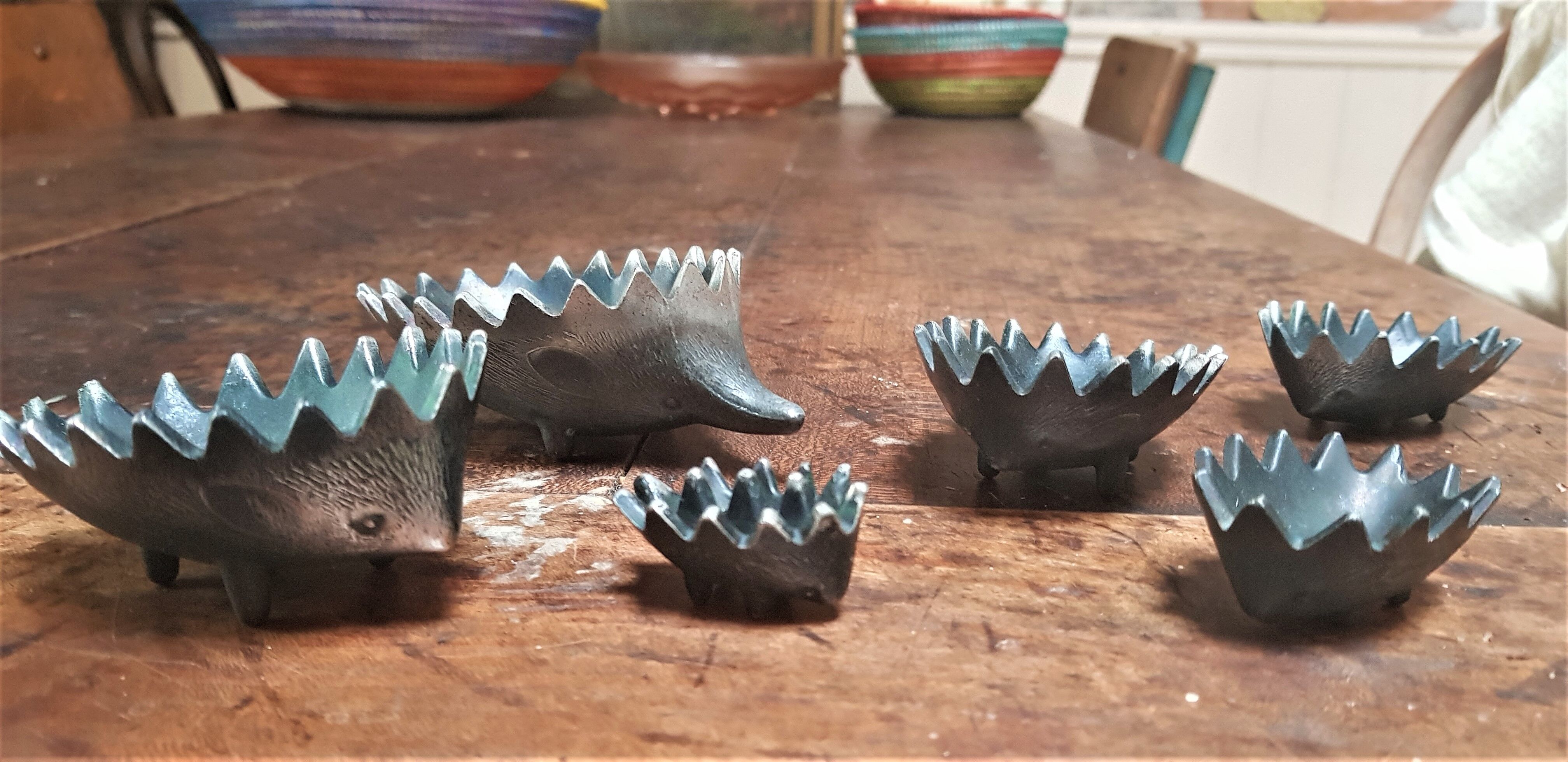 6 ashtrays hedgehog vintage