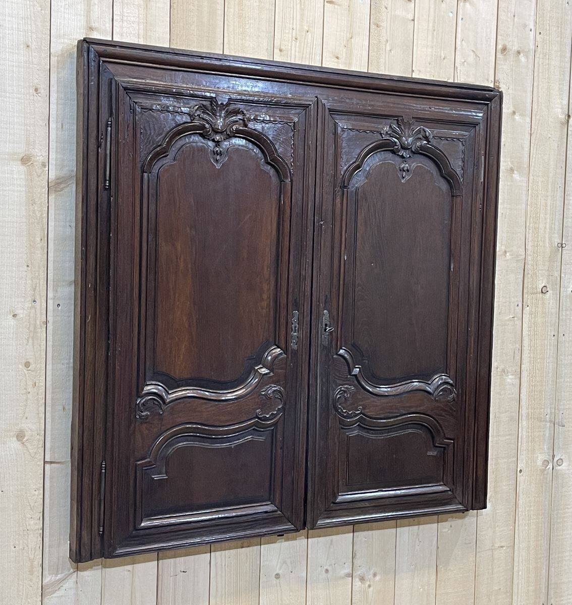 18th-century oak buffet facade