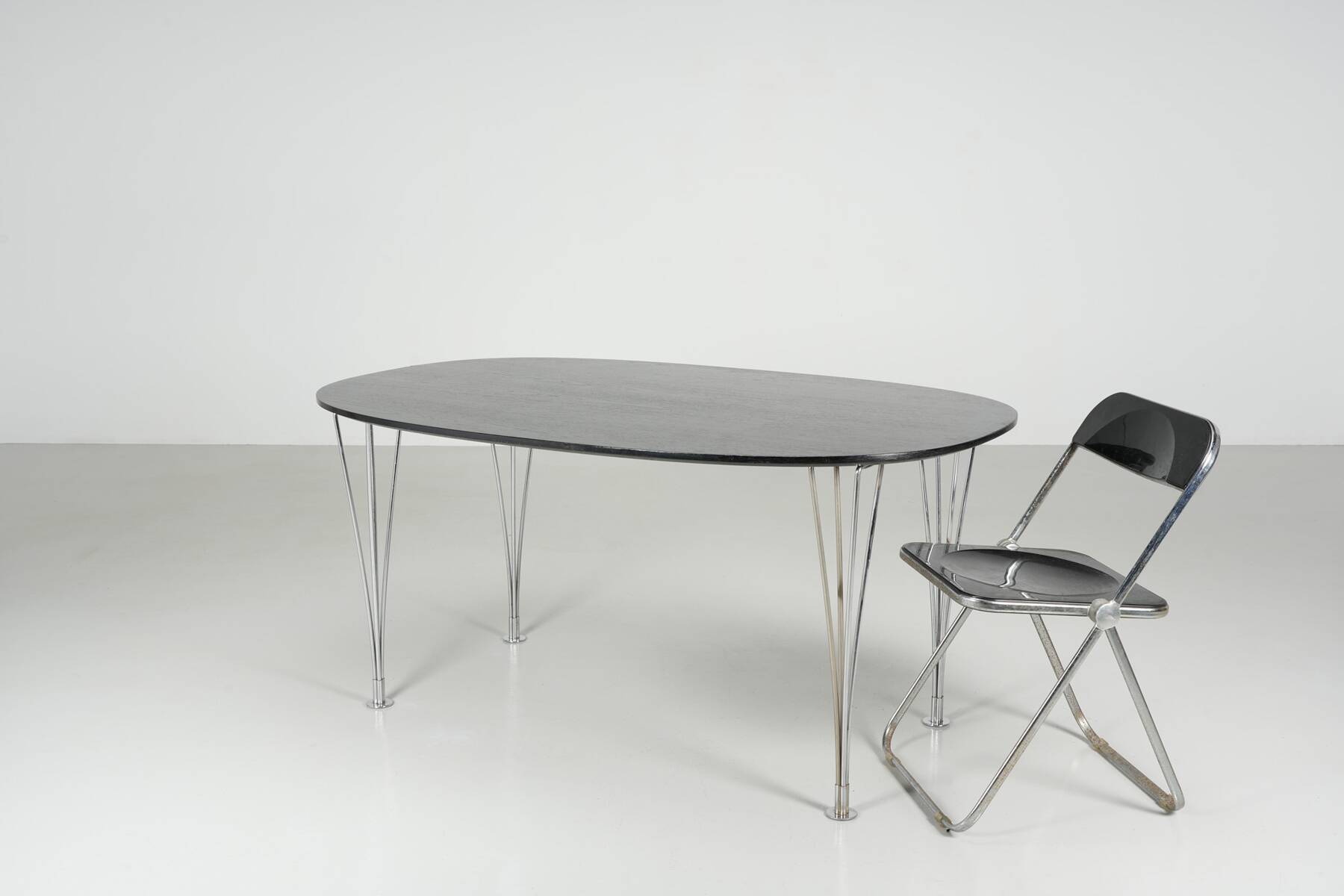 Piet Hein SuperEllipse table by Fritz Hansen circa 1980