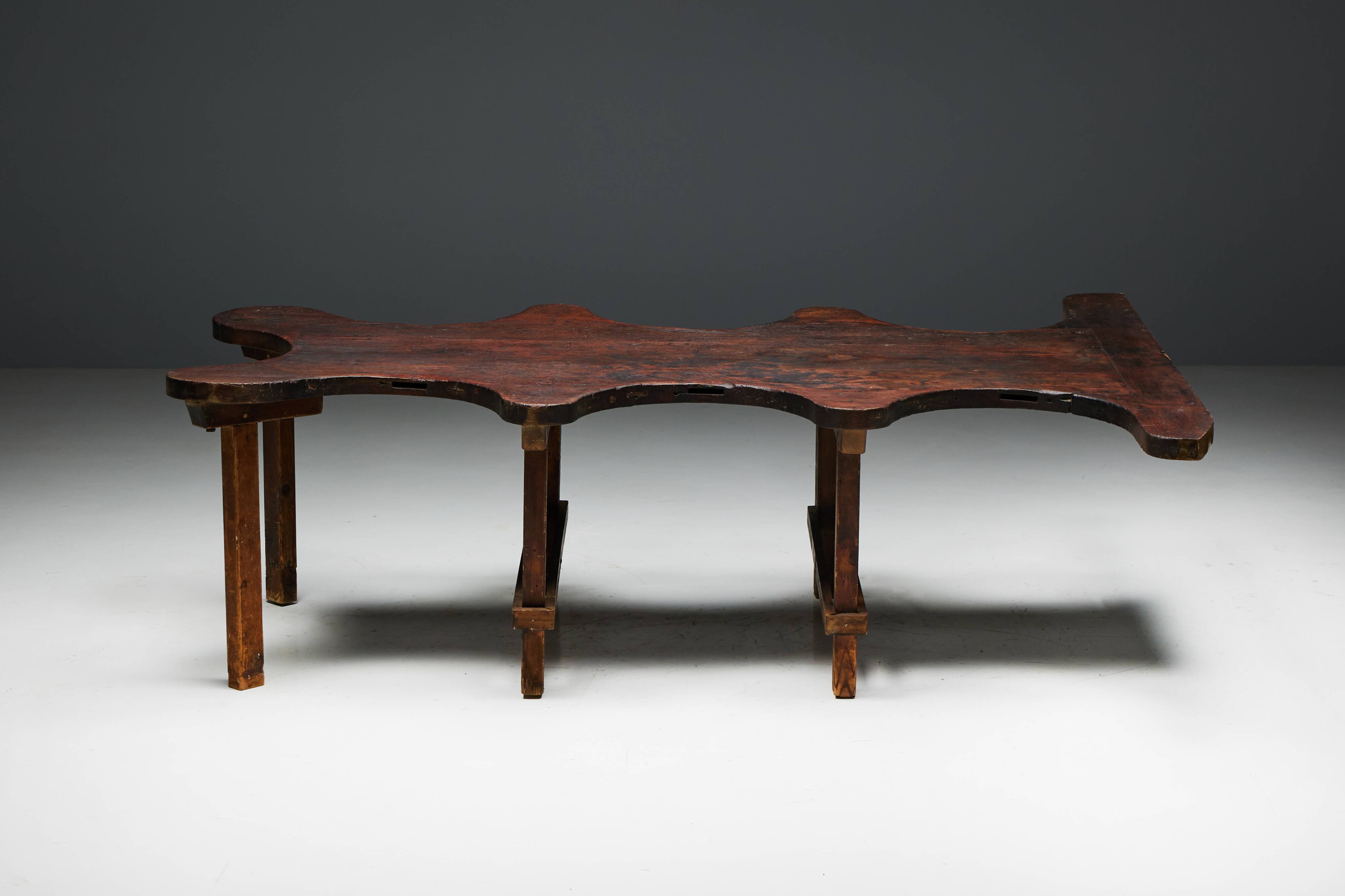 Table Organique Rustique De Forme Libre, France, Fin 19ème Siècle