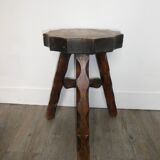 Solid wood tripod, mountain