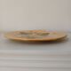 Plat en barbotine motif fraisiers