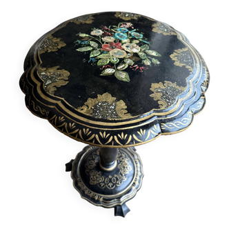 Napoleon III pedestal table