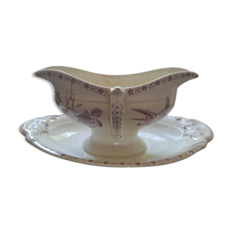 Gravy boat