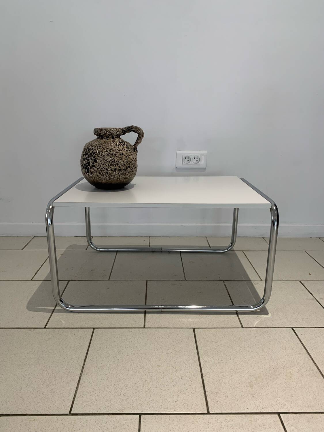 Bauhaus coffee table in the style of Marcel Breuer