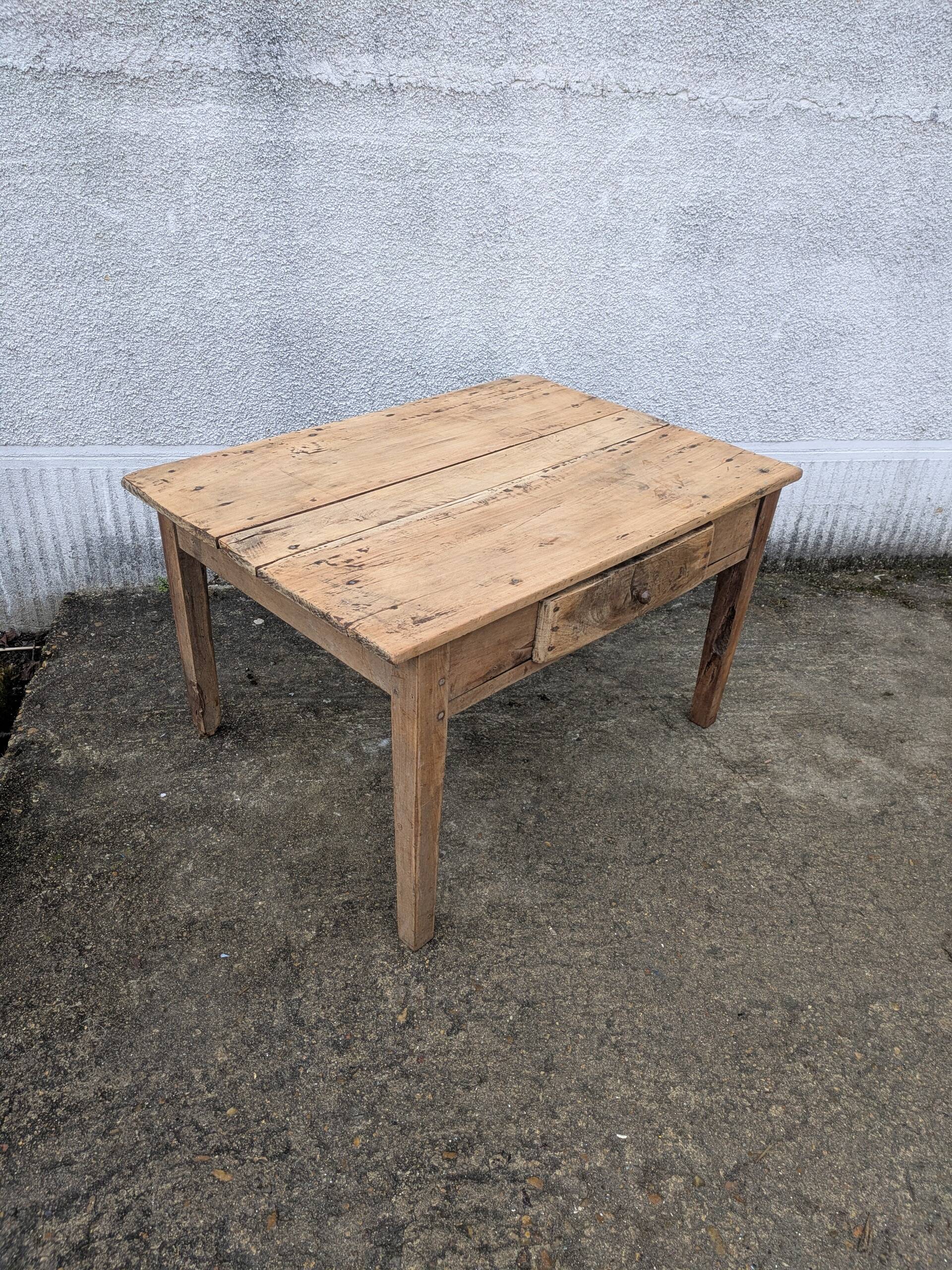 Low farmhouse table