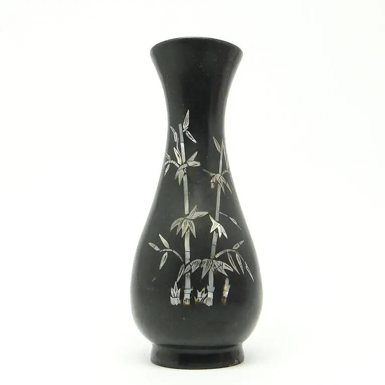 Oriental vase, black lacquer, mother-of-pearl inlay, Japan, 1950s