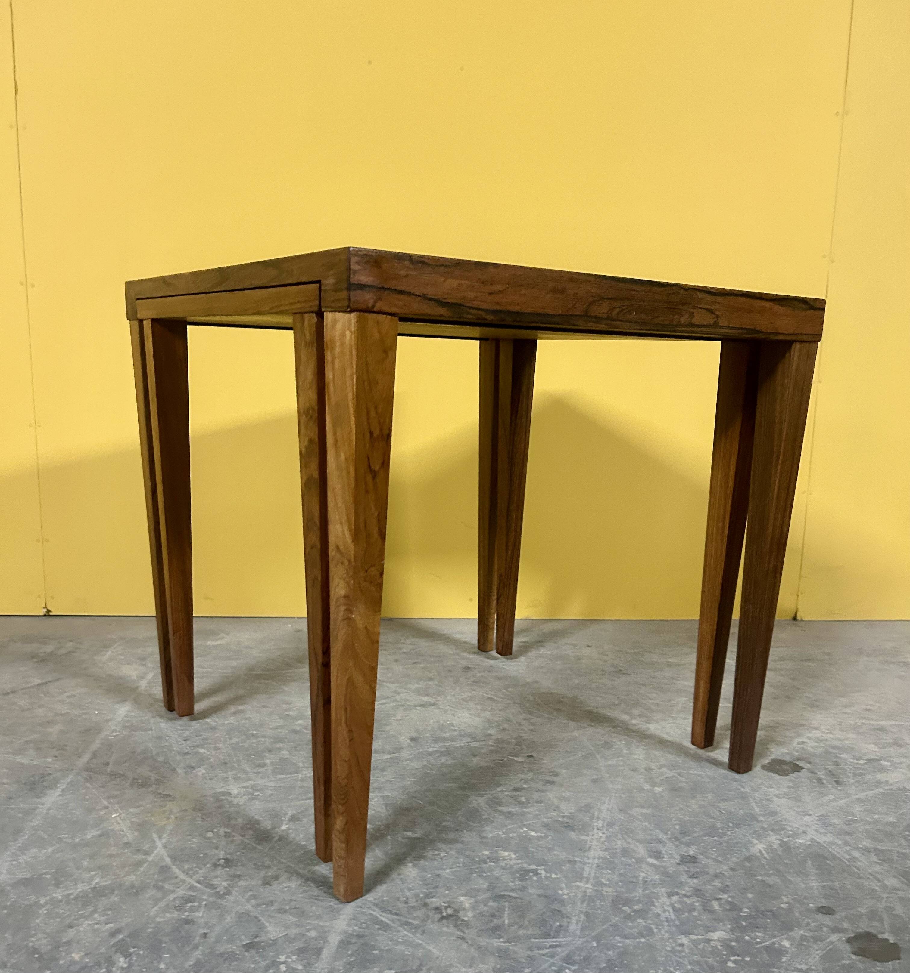 Nid danois de 2 tables en palissandre du milieu du siècle, 1960