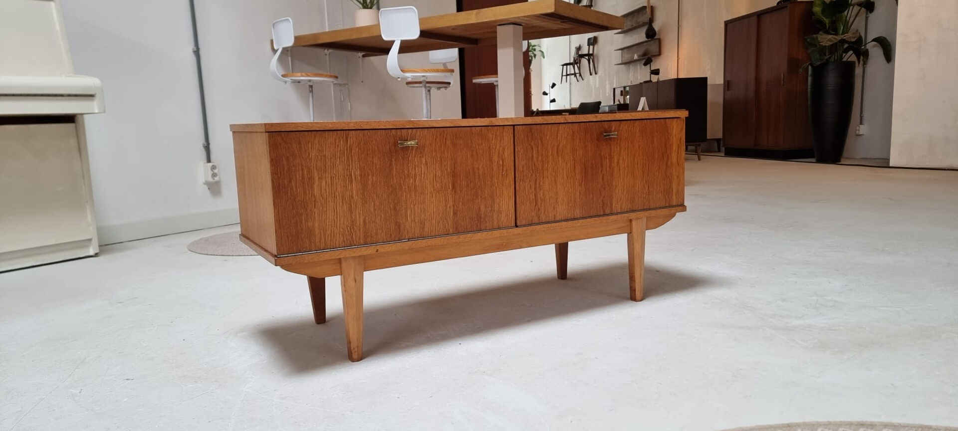 Mid-century buffet
