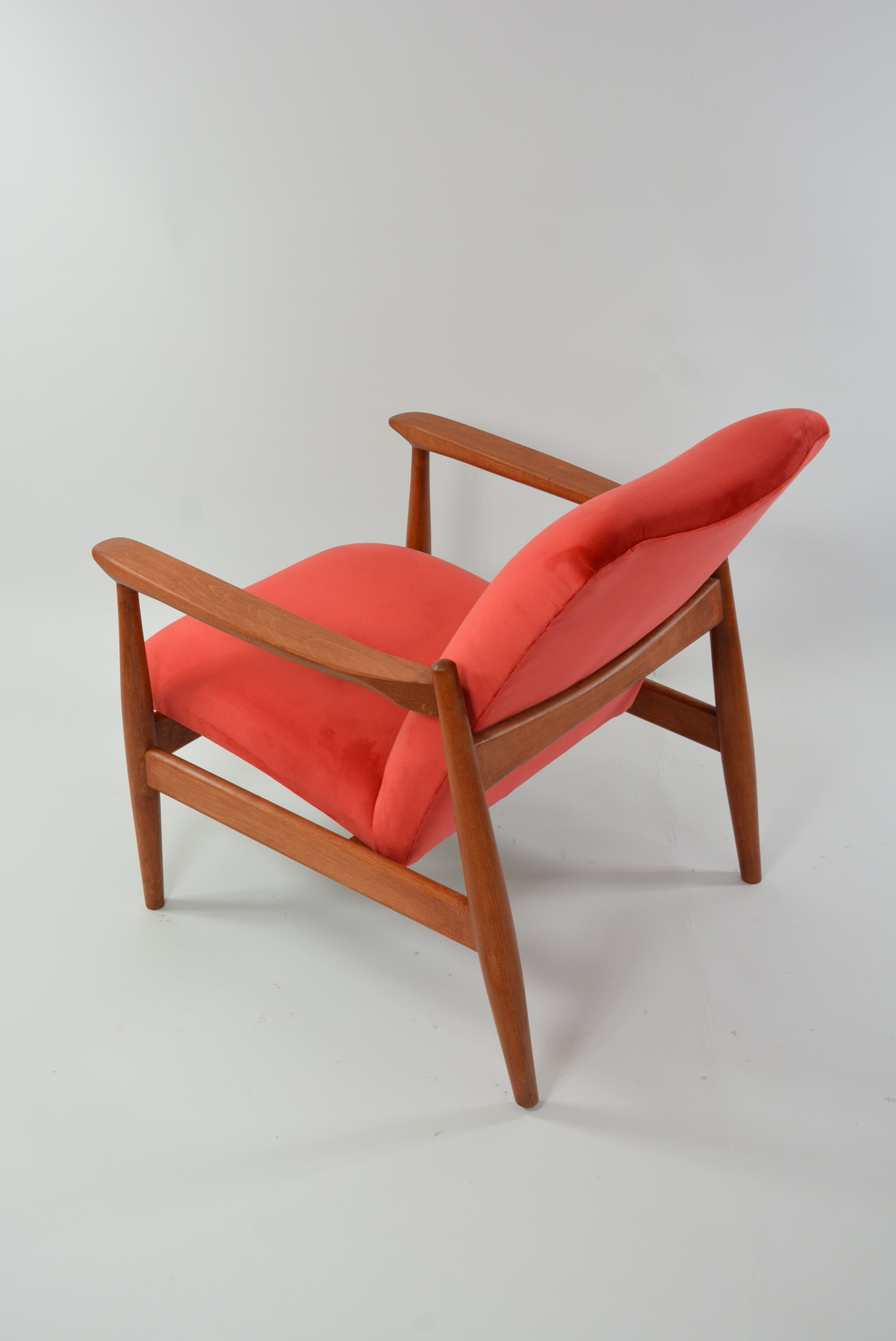 Wroclaw coral pink armchair